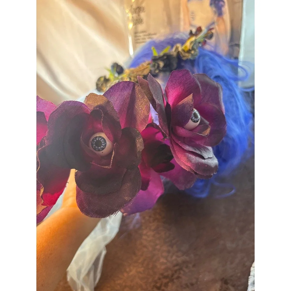 Spirit Halloween Corpse Bride Costume Child Small 4-6 Dress Wig Veil Bouquet - Picture 6 of 9